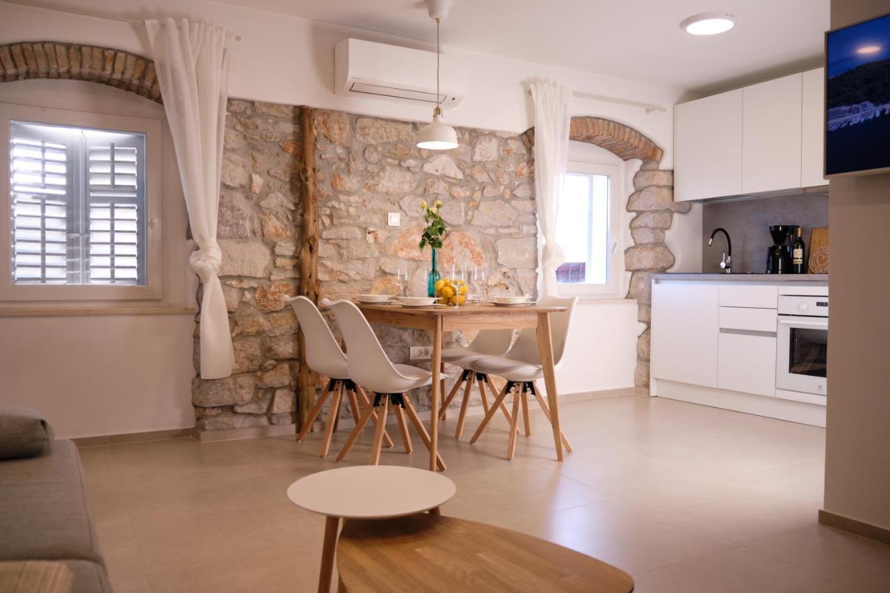 Apartment House Bucul Мали-Лошинь Экстерьер фото